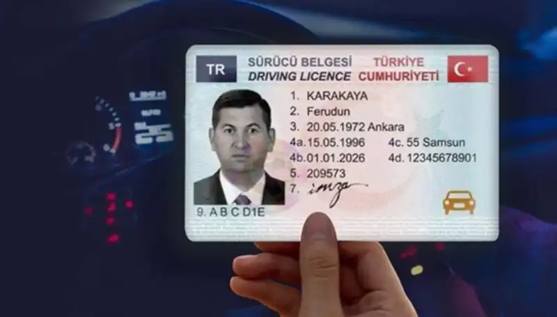Eski Tip Ehliyet Sahipleri İçin Son Tarih Geldi: Yenileme İşlemlerini Kaçırmayın!