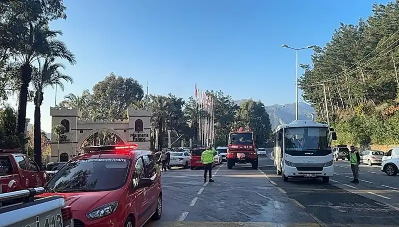 Muğla'daki Beş Yıldızlı Otelde Korkutan Yangın: Tatilciler Ne Yaptı?
