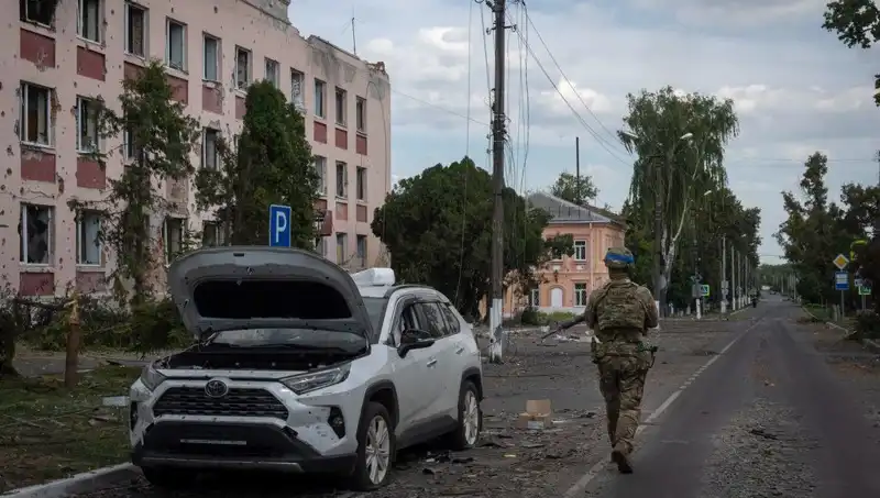 Ukrayna'nın Umutları: Rus Güçleri Kursk'u Geri Almanın Peşinde