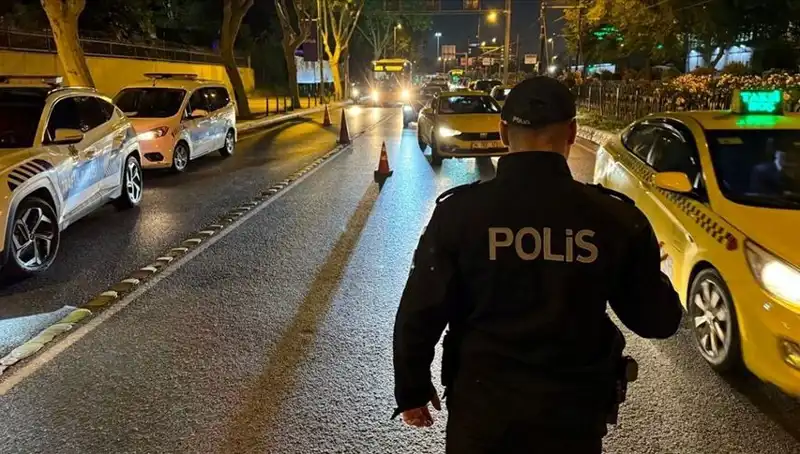 Huzur İstanbul: Yüzlerce Gözaltı ve Suçlulara Geçit Yok!