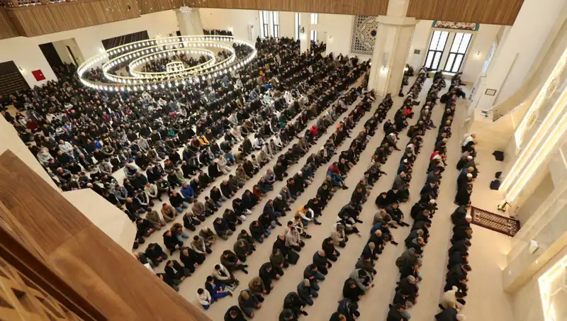 Cuma Namazı Saatleri: 4 Nisan 2025'te Hangi İllerde Ne Zaman Kılınacak?
