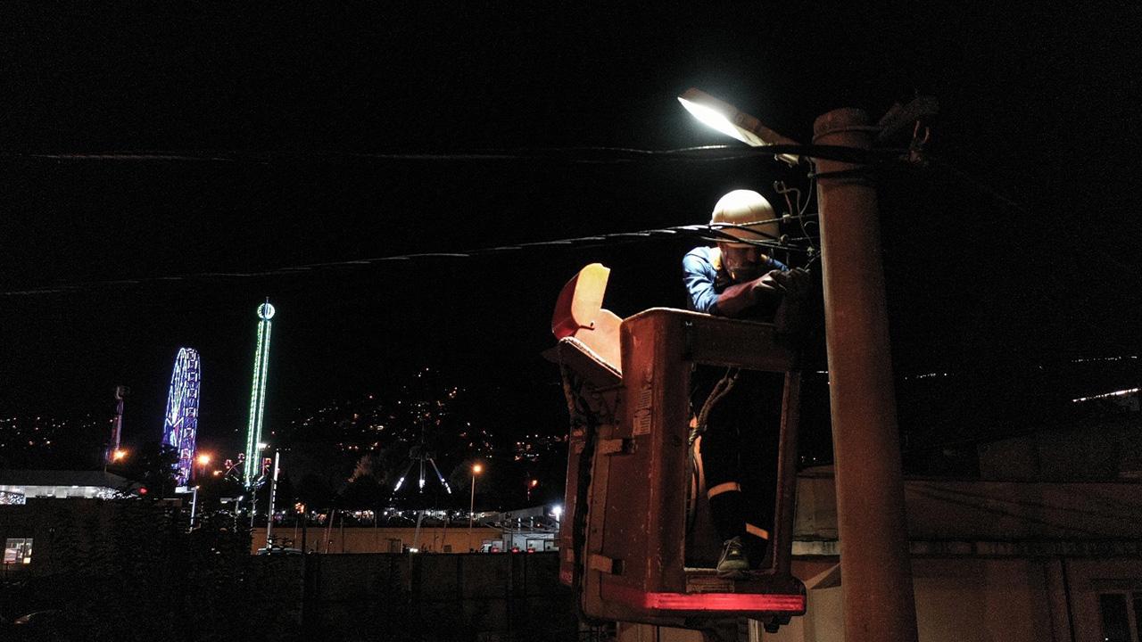 Yılbaşında Dikkat Çeken Çalışma: Kesintisiz Enerji İçin İşçiler Durmadı