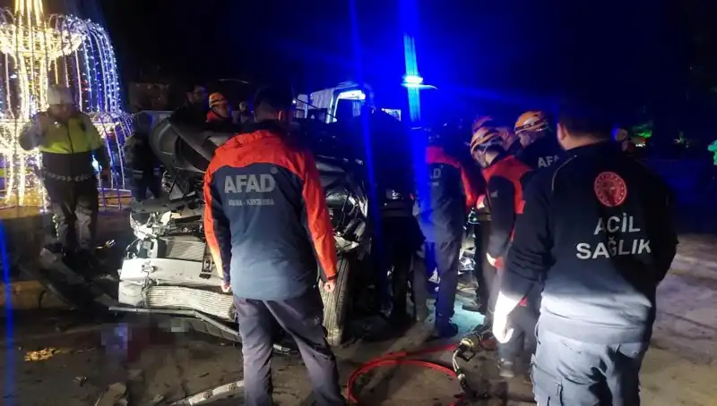 Erzurum'da Şok Olay: Altı Aracı Biçen Sürücü Gözaltında!
