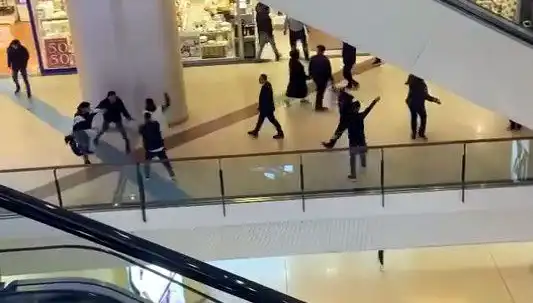 İstanbul AVM'sinde Şok Eden Kavga Olayları: Keşke Olmasaydı!