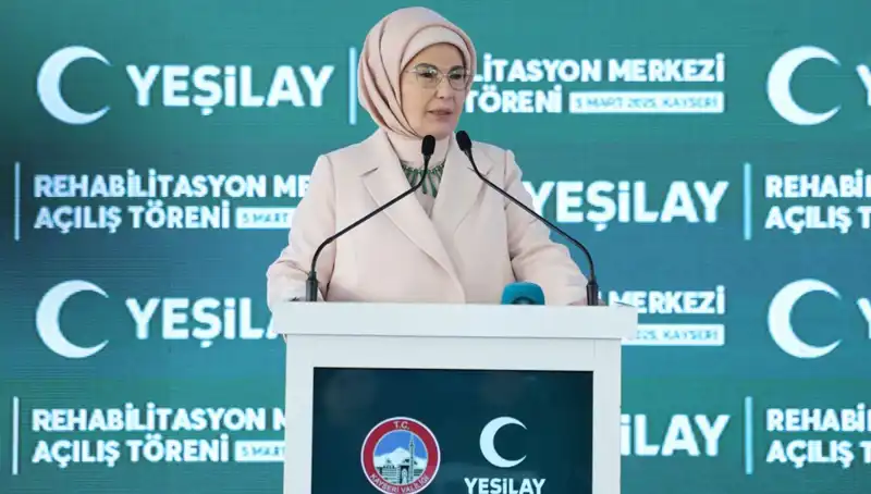 Emine Erdoğan Bağımlılıkla Mücadelede Yeni Bir Dönem İlan Etti