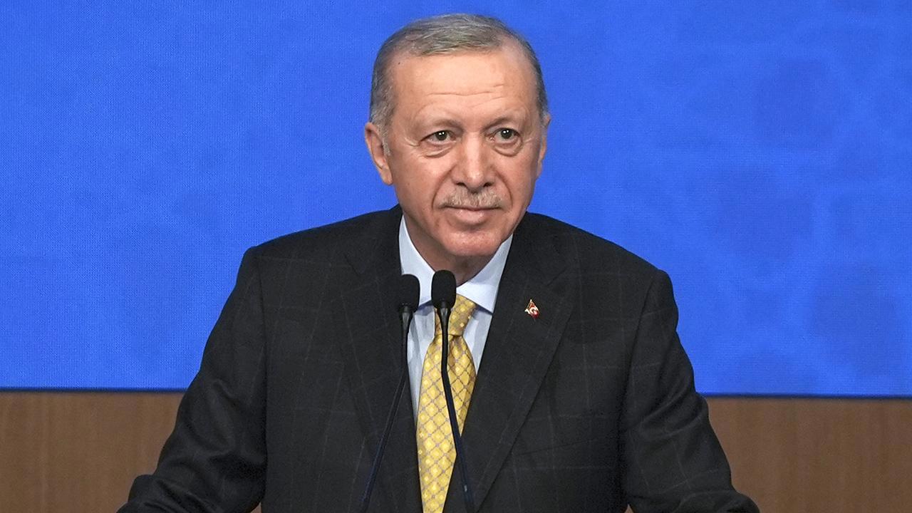 Cumhurbaşkanı Erdoğan'dan Deprem Bölgesine Müjde: Yıl Sonu Tüm Konutlar Teslim Edilecek