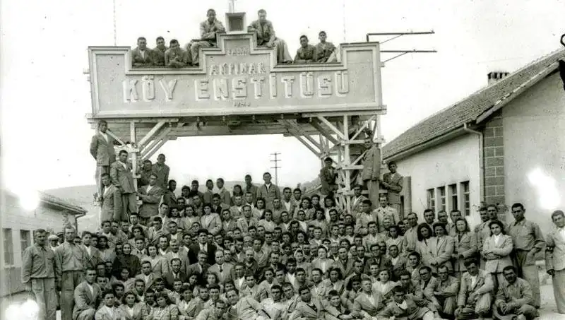 17 Nisan'da Ne Oluyor? Köy Enstitüleri Kuruluş Yıldönümü