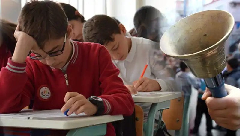 İkinci Ara Tatil Ne Zaman Başlayacak? MEB'den 2024-2025 Takvimi Açıklandı!