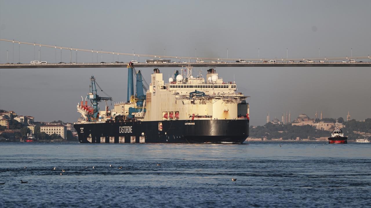 İstanbul Boğazı Trafiğe Açıldı