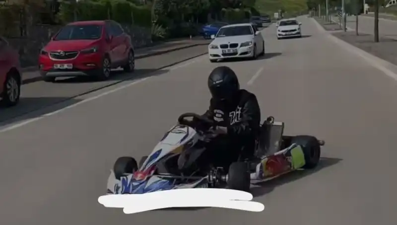 Go-Kart Sürücüsünden Şok Eden Drift Gösterisi: Tehlikeli Oyunu Neden Tercih Etti?