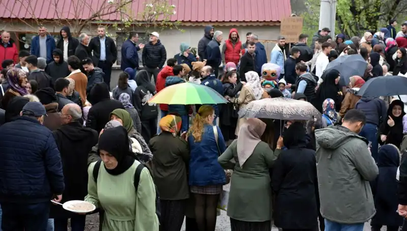 Bir Asırlık Geleneğin Yeniden Canlandığı Bayramda 12 Bin Kişi Bir Araya Geldi