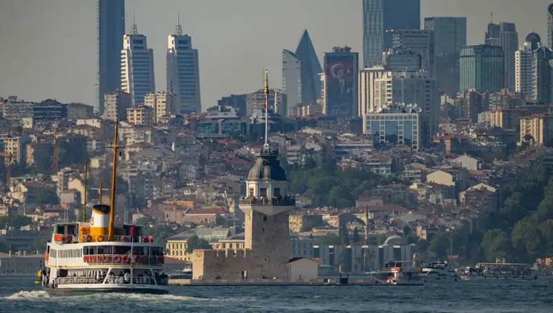 İstanbul'a Hafta Sonu Yaz Atmosferi Geliyor: Tatil Tadında Bir Gün!