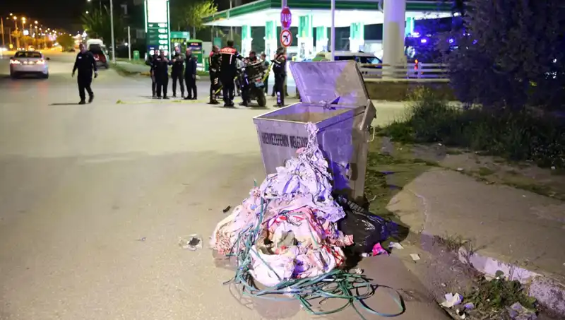 Ahlaka Düşkünlük: Bebeğini Çöp Konteynerine Bırakan Anne Tutuklandı