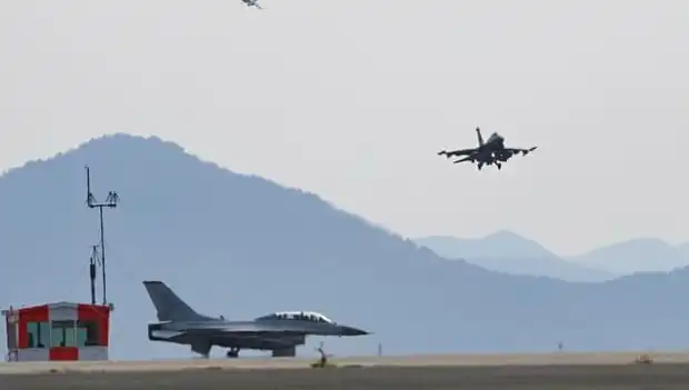 Güney Kore'de Askeri Tatbikat Skandalı: Uçak Yanlışlıkla Köyü Bombaladı!