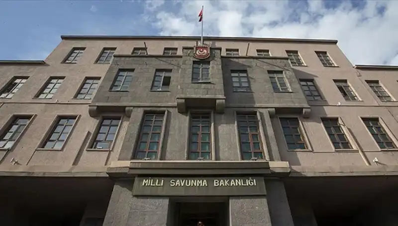 Yunan Askerlerinin Hakareti: Türkiye'den Sert Tepki Geldi