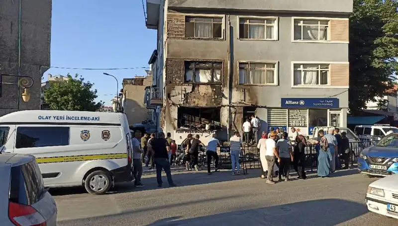 Tüp Bayisinde Meydana Gelen Patlama, Can Kaybını İkiye Çıkardı