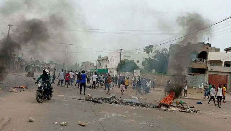 Togo'da Protestoların Ardından Nehirde 7 Ceset Bulundu: Gelişmeler Neler?