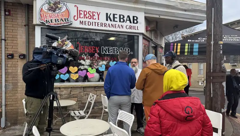 Türk Ailesinin Trumpzede Dramı: Yeşil Kart Beklerken Gözaltına Alındılar