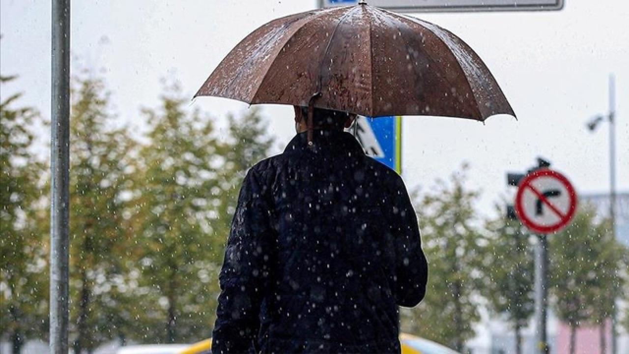 Yağışlı Hava Geri Dönüyor: İşte Beklenen Yağmur Miktarı ve Süresi