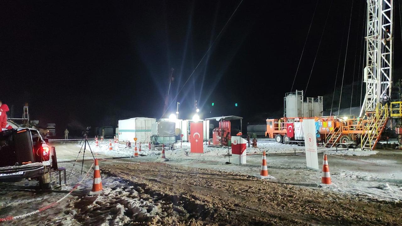 Şırnak'ta Yeni Yılın İlk Petrol Sondajı Başladı