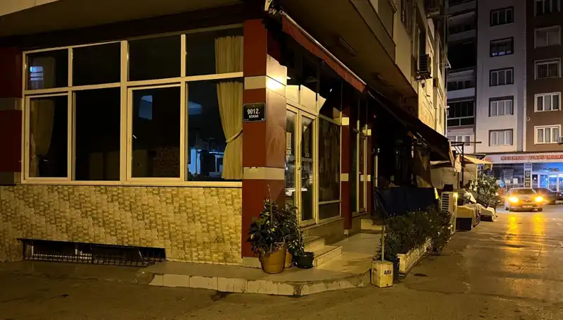 İzmir'de Kahvehane Saldırısında Kanlı Gece: Bir Kişi Hayatını Kaybetti