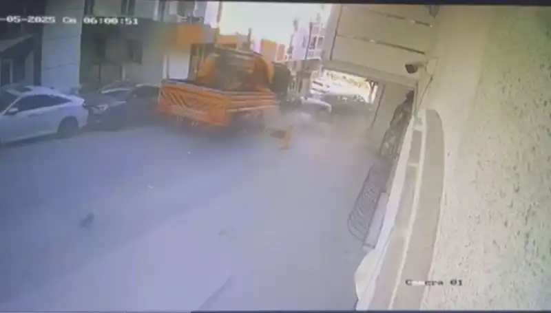 Kontrolden Çıkan Vinç 23 Araca Çarparak Durabildi: Korkunç Kaza Ayrıntıları