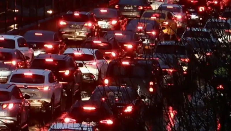İstanbullular Dikkat! Ankara Yönü 12 Saat Trafiğe Kapatılıyor