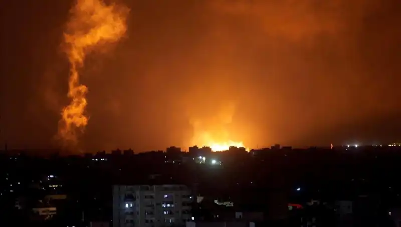 Diyalog Yerini Savaş Alanına Bıraktı: İsrail Gazze'ye Yeni Hava Saldırıları Düzenliyor