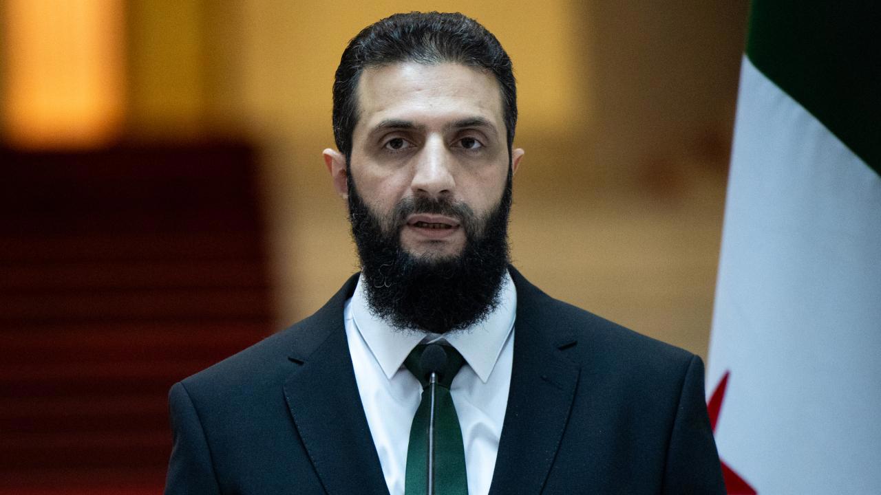 Suriye'deki Yeni Yönetim Lideri Şara, 2 Yılda 14 Milyon Suriyeli'nin Ülkeye Döneceğini Açıkladı