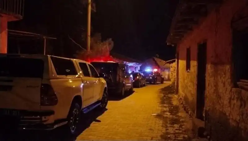 Oğul Cinayeti: Acılı Baba Toprağa Verildi, Detaylar Şok Edici!