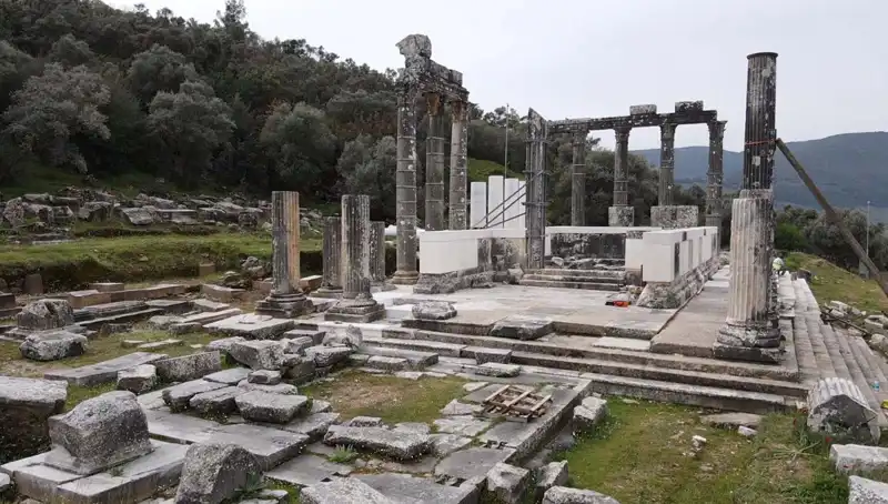 Zeus Tapınağı'nda Yeniden Hayat Bulan Tarih: Restorasyon Projesinin Ayrıntıları