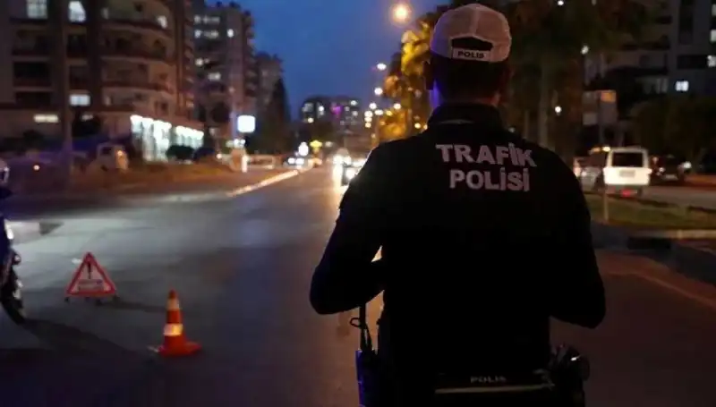 Sosyal Medya Paylaşımları İki Sürücüye Toplam 53 Bin Lira Ceza Kesildi