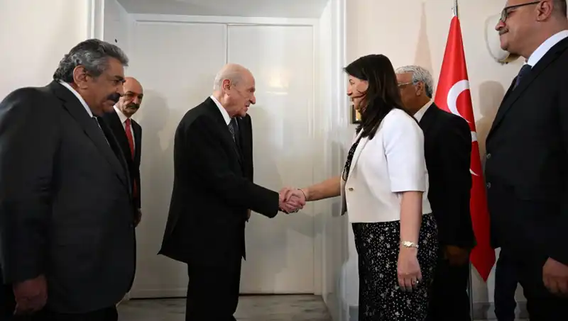 Bahçeli, DEM Parti Heyeti ile Gelecek Planlarını Görüşmek Üzere Bir Araya Geldi