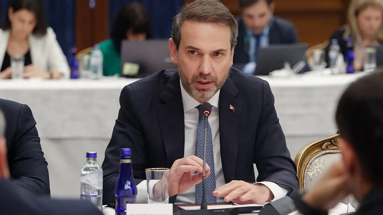 Bakan Bayraktar Duyurdu: Türkiye’den 110 Milyar Dolarlık Yatırım Hazırlığı