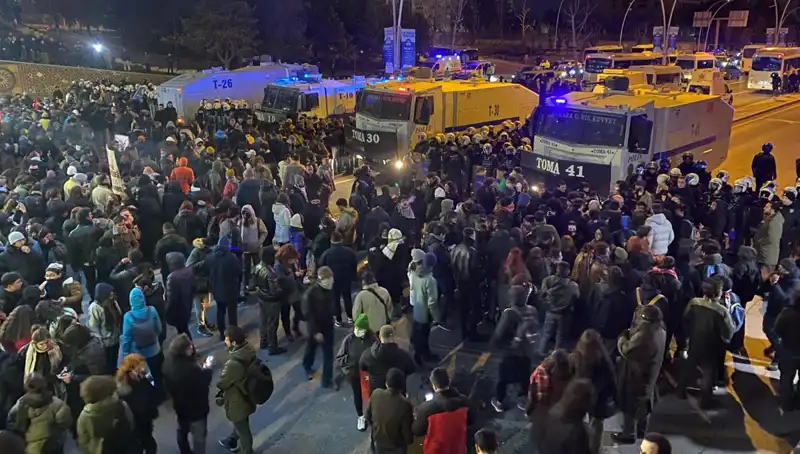 İstanbul ve Ankara'da Öğrencilerden İmamoğlu’na Destek Eylemi