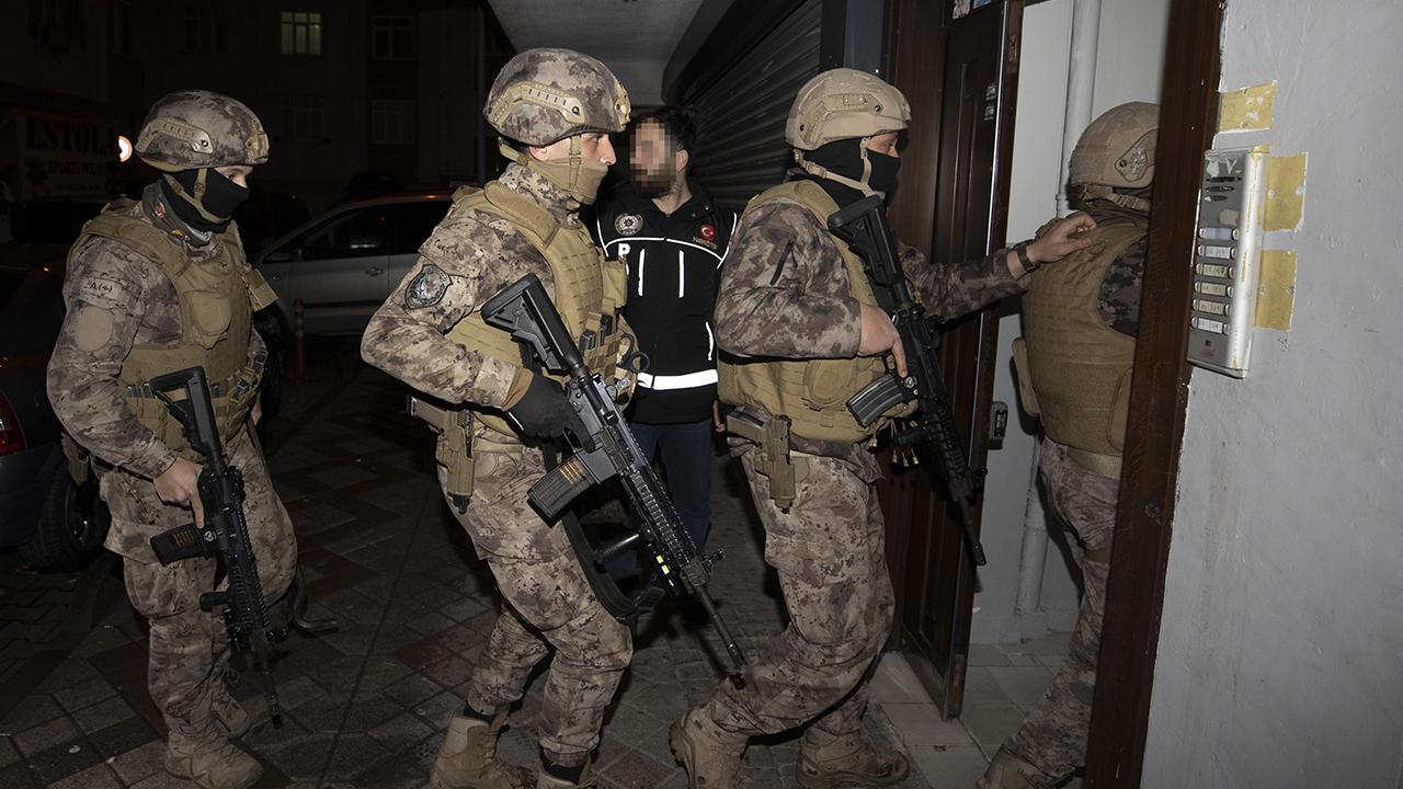 Zehir tacirlerine operasyon: 595 kişi gözaltına alındı
