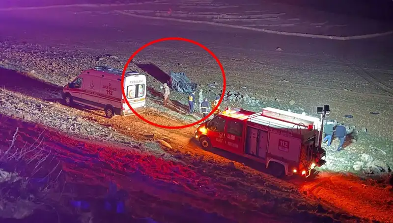 Otomobil Şarampole Devrildi: Talihsiz Kazada İki Kişi Hayatını Kaybetti