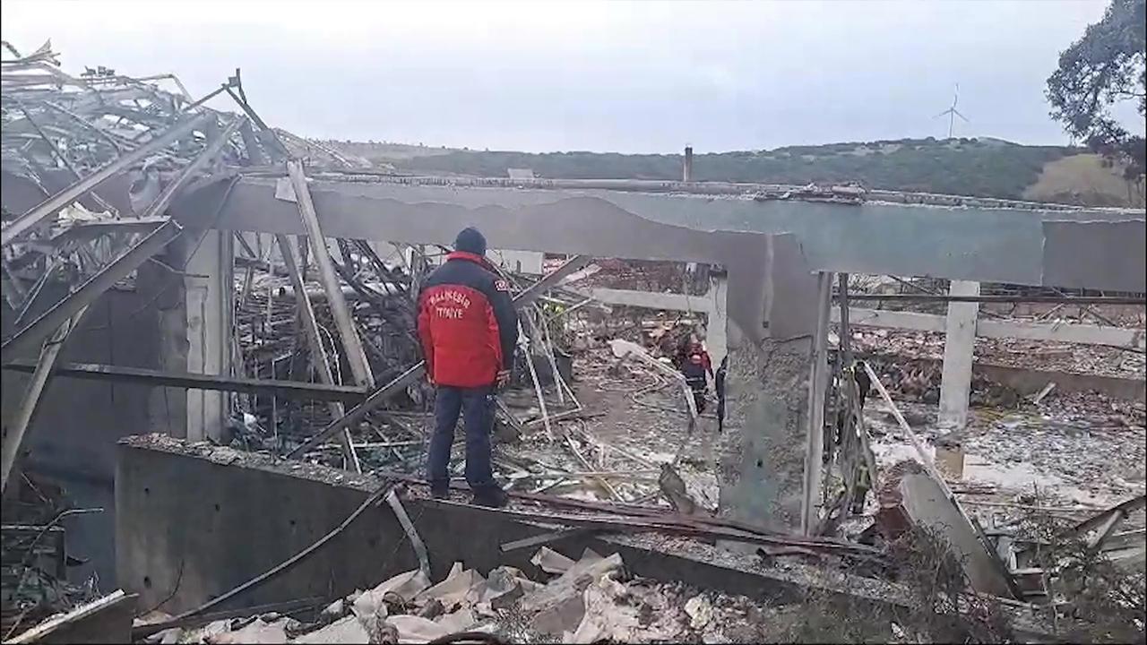 Balıkesir'de Fabrikada Patlama: 4 İşçi Yaralandı