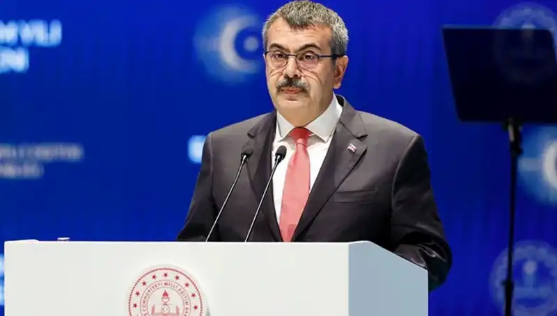 Bakan Tekin'den Coşku Dolu 23 Nisan Mesajı: Geleceğimiz için Birlik Olalım