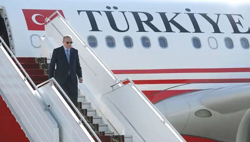 Cumhurbaşkanı Erdoğan İtalya'dan Döndü: Zirve Sonrası Sürpriz Gelişmeler