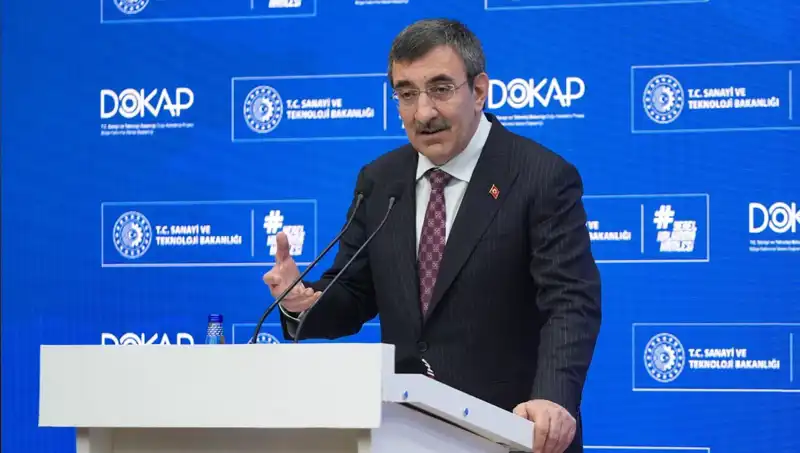 Cevdet Yılmaz'dan Ekonomi Açıklamaları: Enflasyonla Mücadele Önceliğimiz