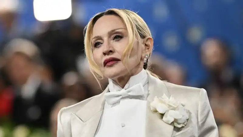 Madonna'nın Tartışmalı Diyeti: Kanserle Mücadelede Yeni Bir Yaklaşım Mı?